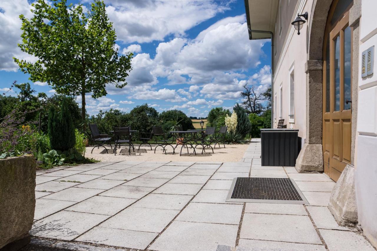 Waldbothgut Villa Linz Buitenkant foto